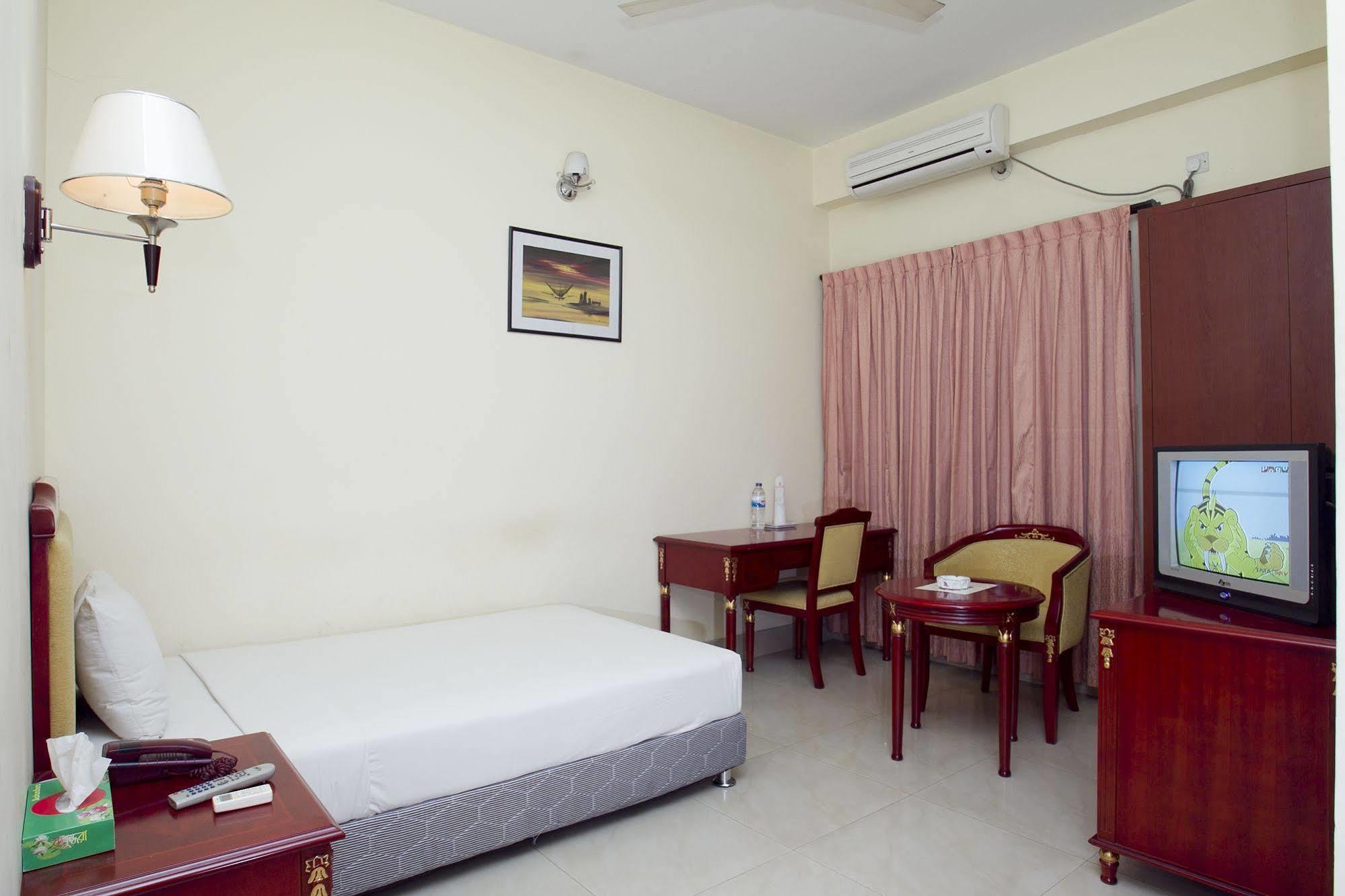 Hotel Metro International Sylhet Exterior foto